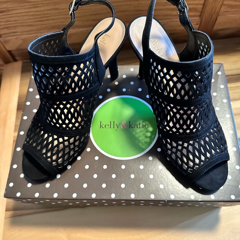 Kelly & Katie Black Micro SU dress heels - Picture 1 of 13
